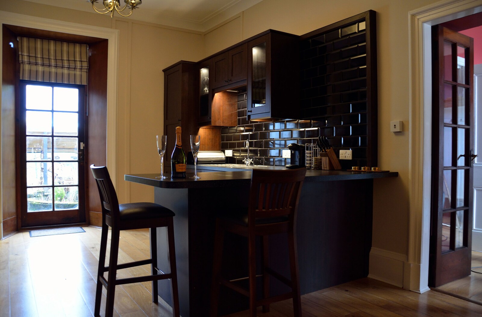 Apartment kitchen and breakfast bar